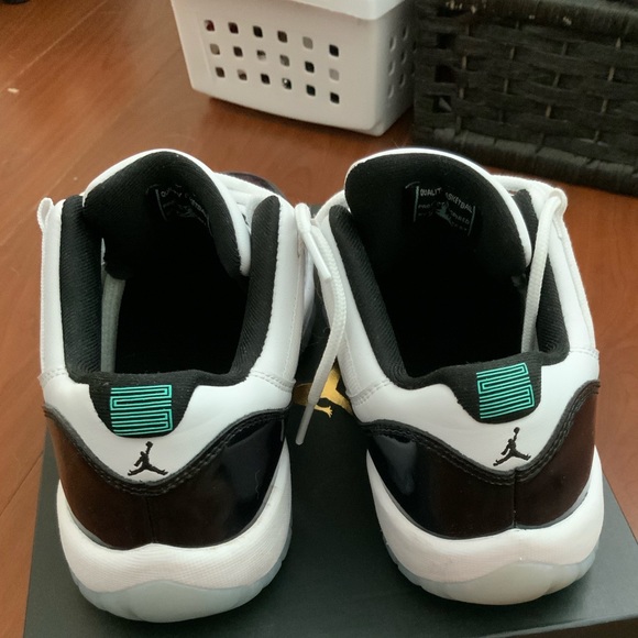 Air Jordan 11 retro low - Picture 4 of 7